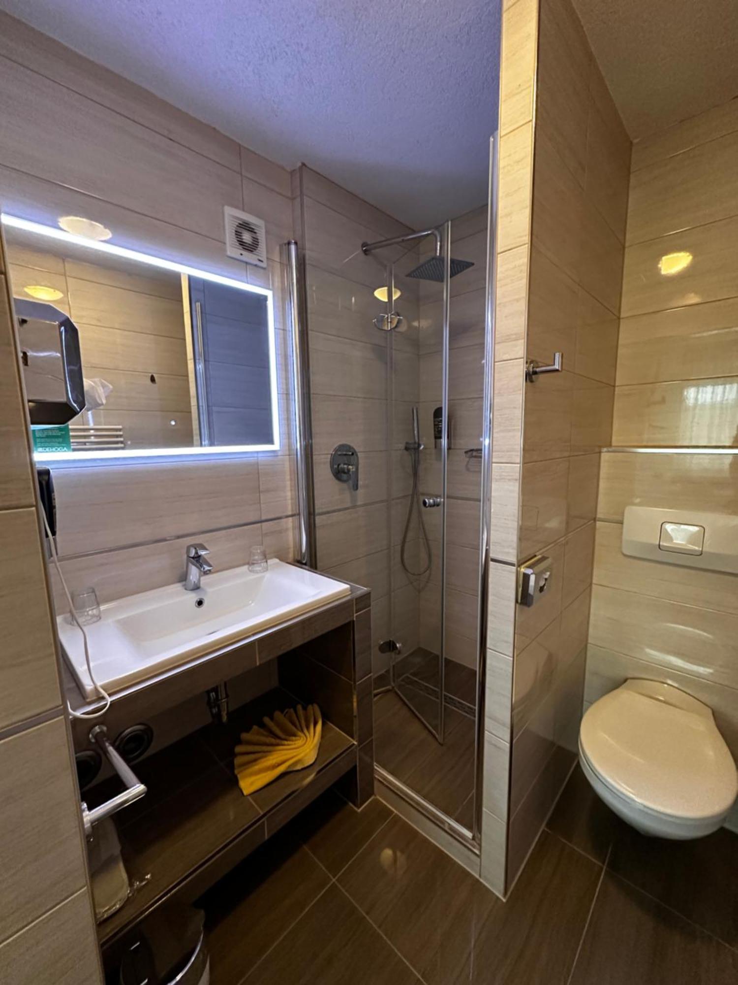 Hotel Sonne Weingarten  Dış mekan fotoğraf